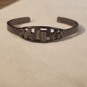 NWT Paparazzi Beautiful Hematite Gemstone Cuff Bracelet